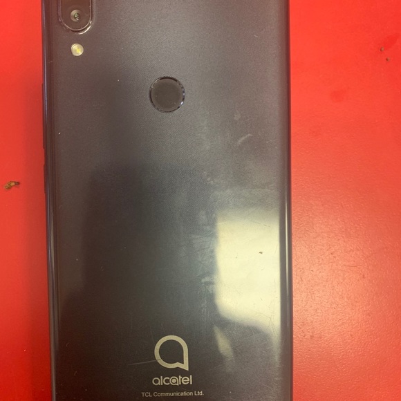 Cell phone - Picture 2 of 2